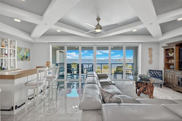 1425 PARK BEACH CIRCLE 136, Punta Gorda, FL 33950