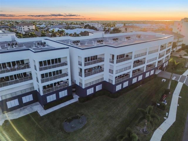 1425 PARK BEACH CIRCLE 136, Punta Gorda, FL 33950