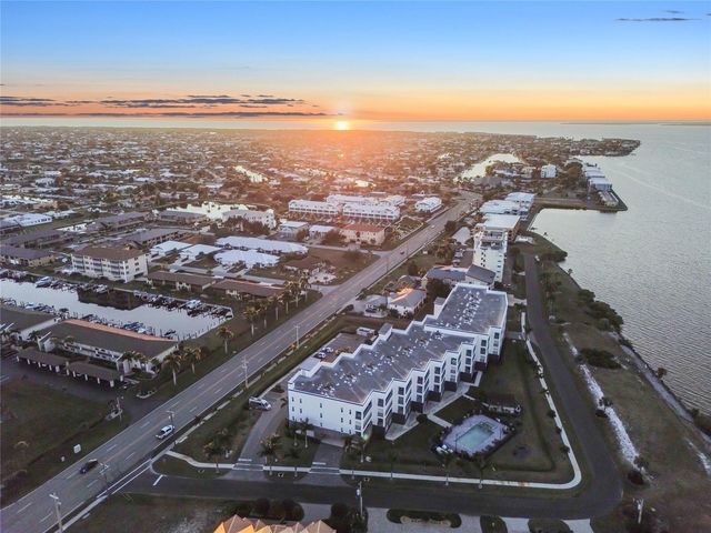 1425 PARK BEACH CIRCLE 136, Punta Gorda, FL 33950