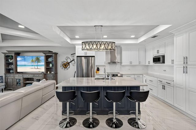 1425 PARK BEACH CIRCLE 136, Punta Gorda, FL 33950