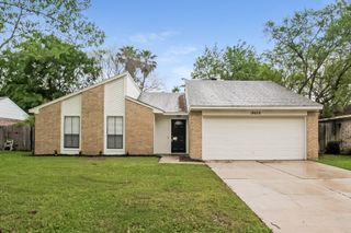 18606 Hiddenbay Way, Spring, TX 77379
