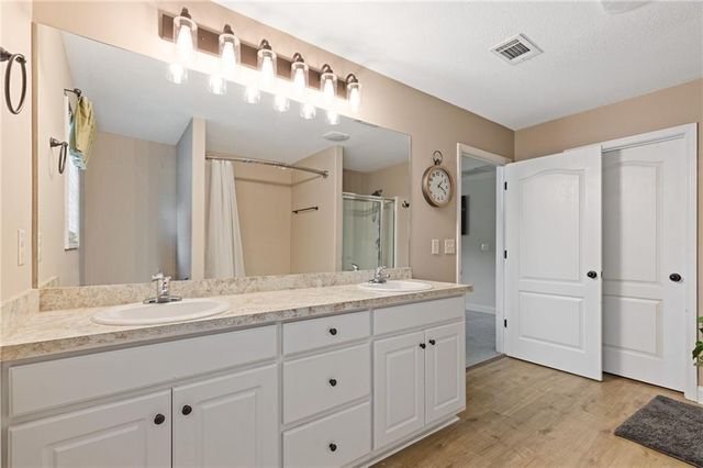 521 Embassy Walk, Winder, GA 30680