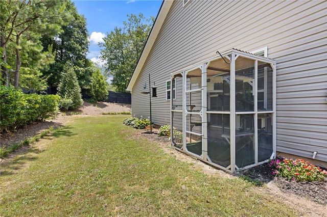 521 Embassy Walk, Winder, GA 30680