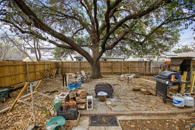 6813 Haltom Road, Fort Worth, TX 76137