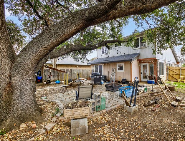 6813 Haltom Road, Fort Worth, TX 76137