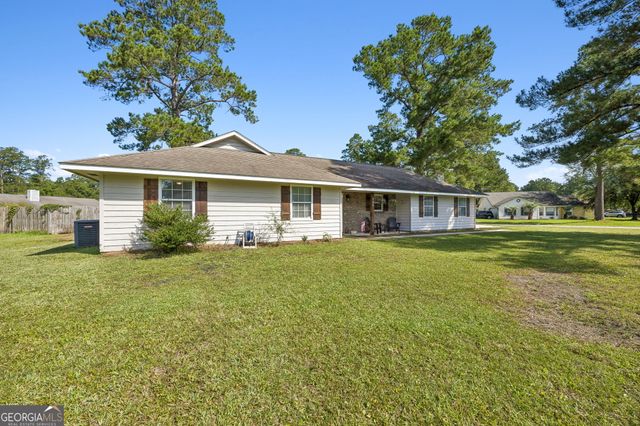 206 Brackenfern Way, Kingsland, GA 31548