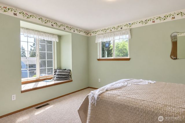 4819 Charmont Lane NE, Bremerton, WA 98310