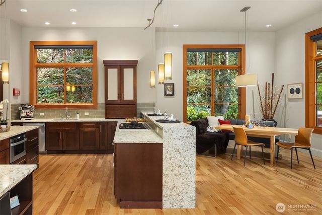 11303 S Dogwood Lane, Woodway, WA 98020