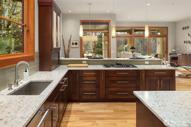 11303 S Dogwood Lane, Woodway, WA 98020