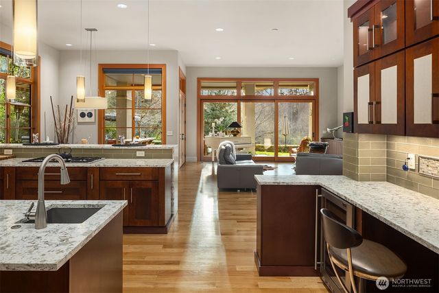 11303 S Dogwood Lane, Woodway, WA 98020