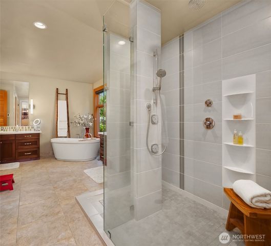 11303 S Dogwood Lane, Woodway, WA 98020
