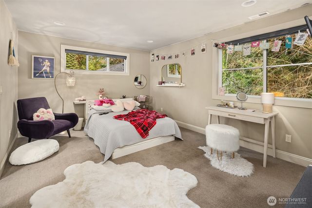 11303 S Dogwood Lane, Woodway, WA 98020