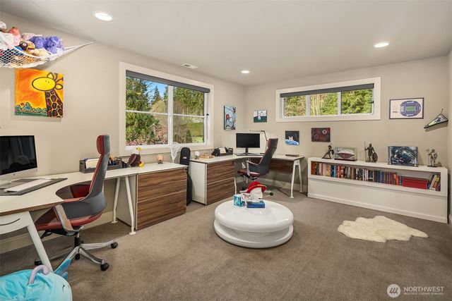 11303 S Dogwood Lane, Woodway, WA 98020