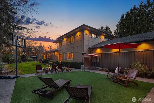 11303 S Dogwood Lane, Woodway, WA 98020