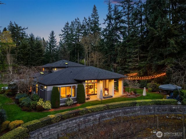 11303 S Dogwood Lane, Woodway, WA 98020