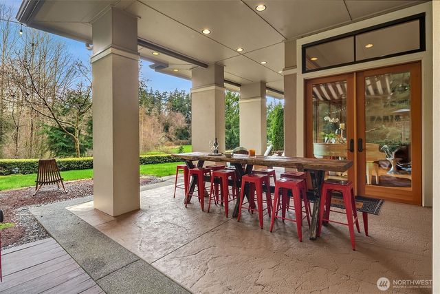 11303 S Dogwood Lane, Woodway, WA 98020
