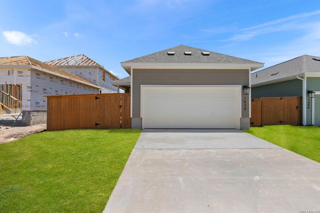 1536 Esplanade Pkwy, San Marcos, TX 78666