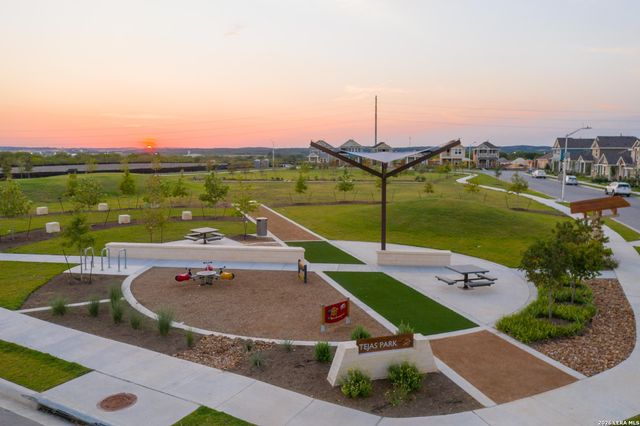 1536 Esplanade Pkwy, San Marcos, TX 78666