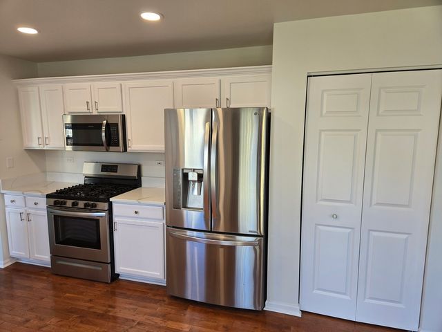 2675 Tiffany Street, Aurora, IL 60503