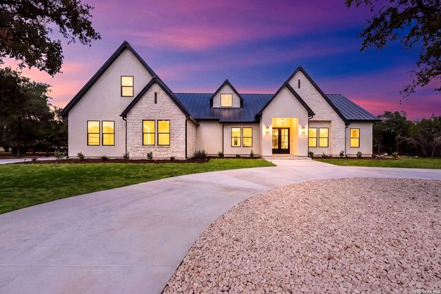 31422 Stephanie Way, Boerne, TX 78015
