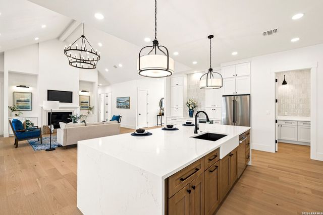 31422 Stephanie Way, Boerne, TX 78015