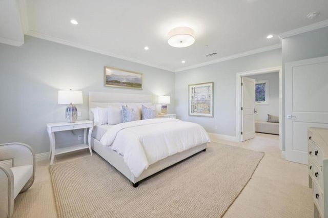 520 Darrell Road, Hillsborough, CA 94010