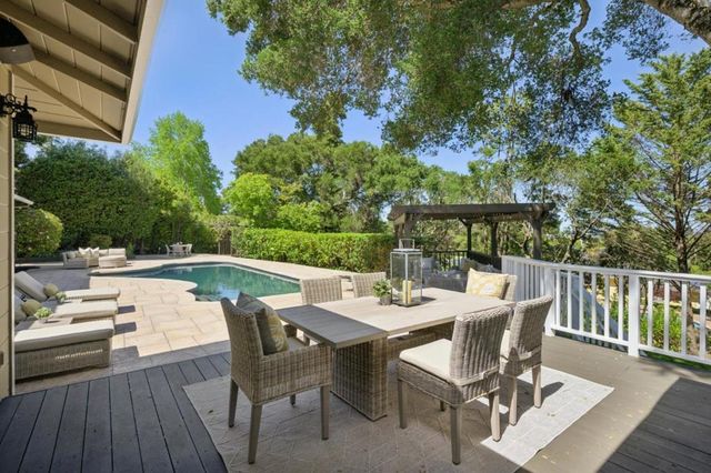 520 Darrell Road, Hillsborough, CA 94010
