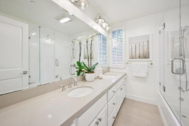 520 Darrell Road, Hillsborough, CA 94010