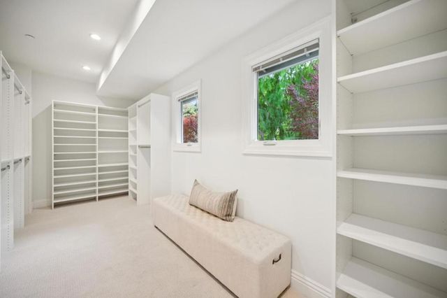 520 Darrell Road, Hillsborough, CA 94010