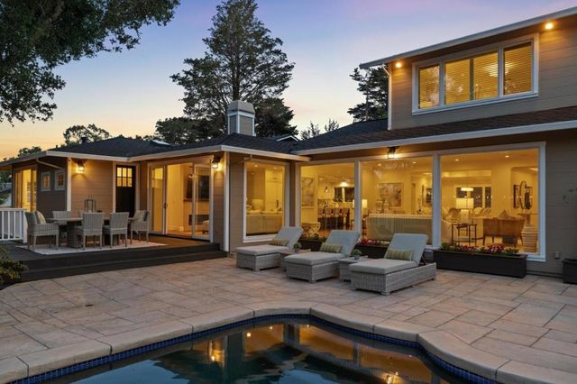 520 Darrell Road, Hillsborough, CA 94010