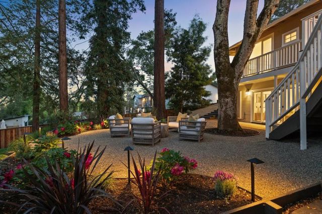 520 Darrell Road, Hillsborough, CA 94010