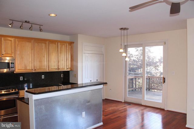 47682 LOWELAND TER, Sterling, VA 20165