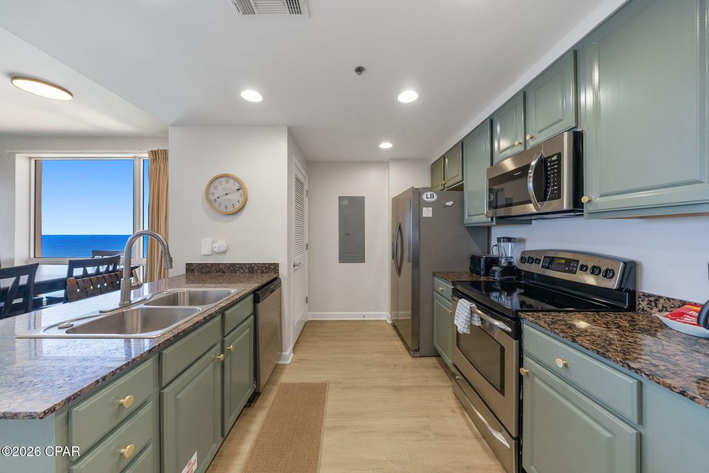 Image 8 of property listing at 17729 Front Beach Road 2101E, Panama City Beach, FL 32413
