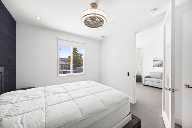 3055 Waterside Circle, Boynton Beach, FL 33435