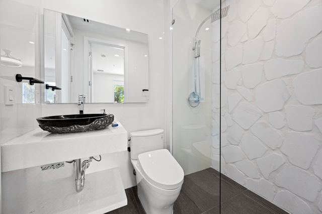 3055 Waterside Circle, Boynton Beach, FL 33435