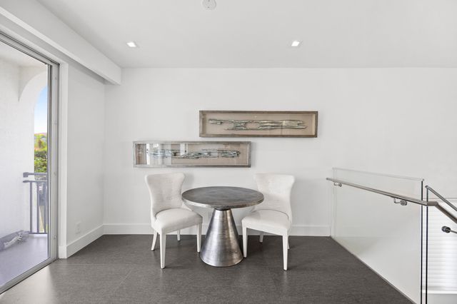 3055 Waterside Circle, Boynton Beach, FL 33435