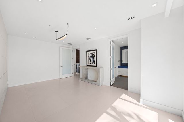 3055 Waterside Circle, Boynton Beach, FL 33435