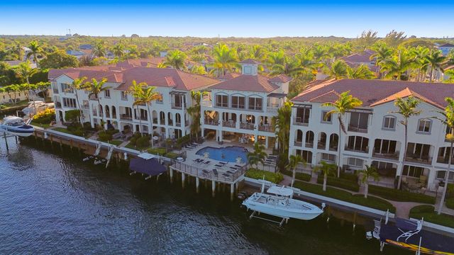 3055 Waterside Circle, Boynton Beach, FL 33435