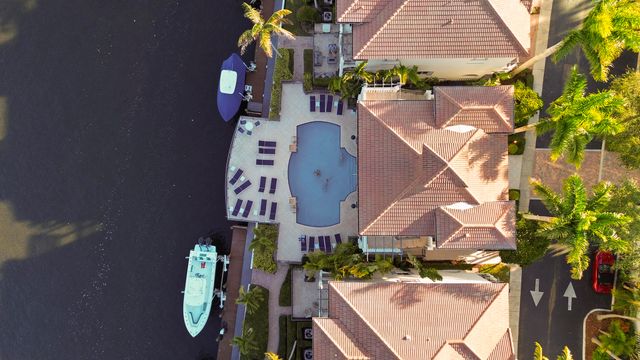 3055 Waterside Circle, Boynton Beach, FL 33435