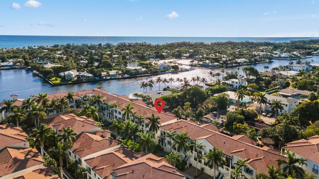 3055 Waterside Circle, Boynton Beach, FL 33435