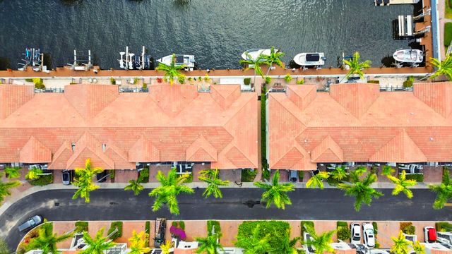 3055 Waterside Circle, Boynton Beach, FL 33435