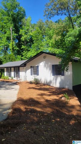 515 RIDGE AVENUE, Bessemer, AL 35020