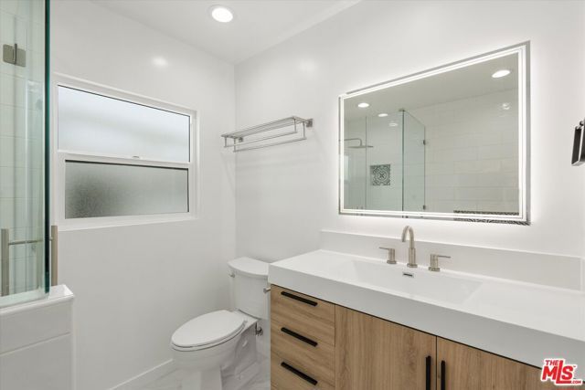 8348 Reading Avenue, Los Angeles, CA 90045