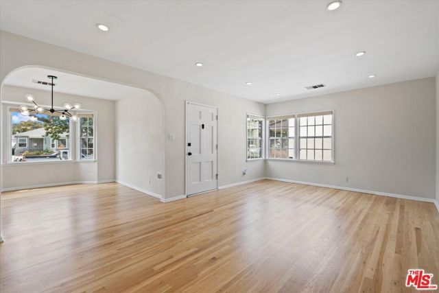 8348 Reading Avenue, Los Angeles, CA 90045