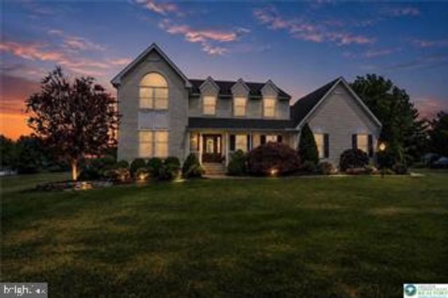 1795 FREIER RD, Quakertown, PA 18951