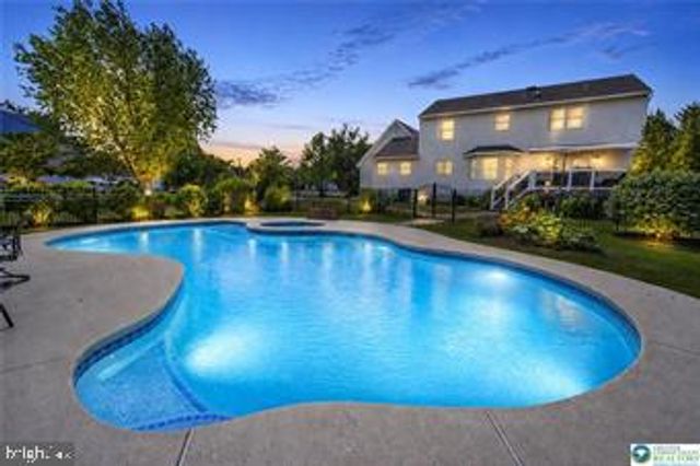 1795 FREIER RD, Quakertown, PA 18951