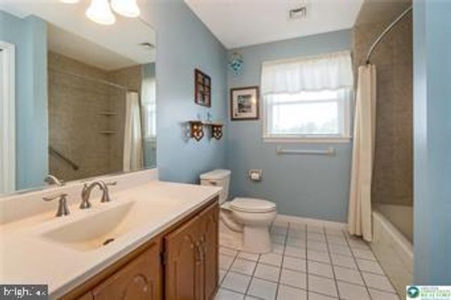1795 FREIER RD, Quakertown, PA 18951