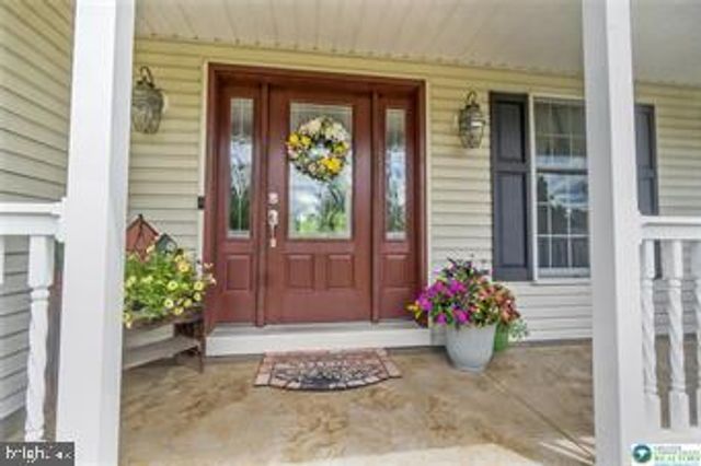 1795 FREIER RD, Quakertown, PA 18951