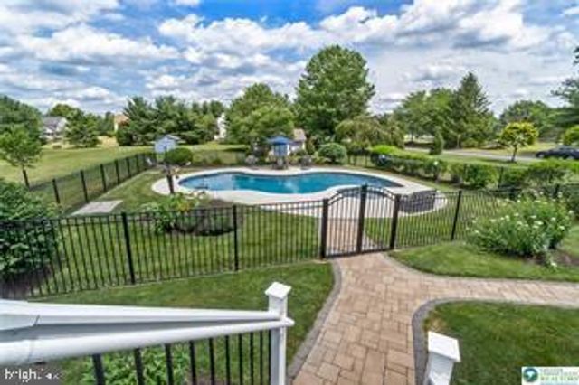 1795 FREIER RD, Quakertown, PA 18951