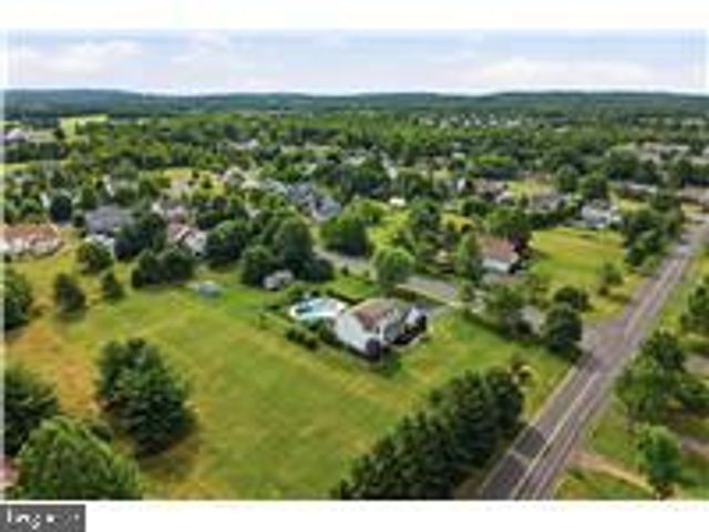 1795 FREIER RD, Quakertown, PA 18951
